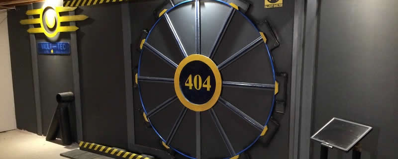 Fallout fan builds a Vault-Tec style door